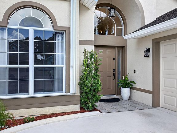 4th image of 3823 Saint Armens Cir