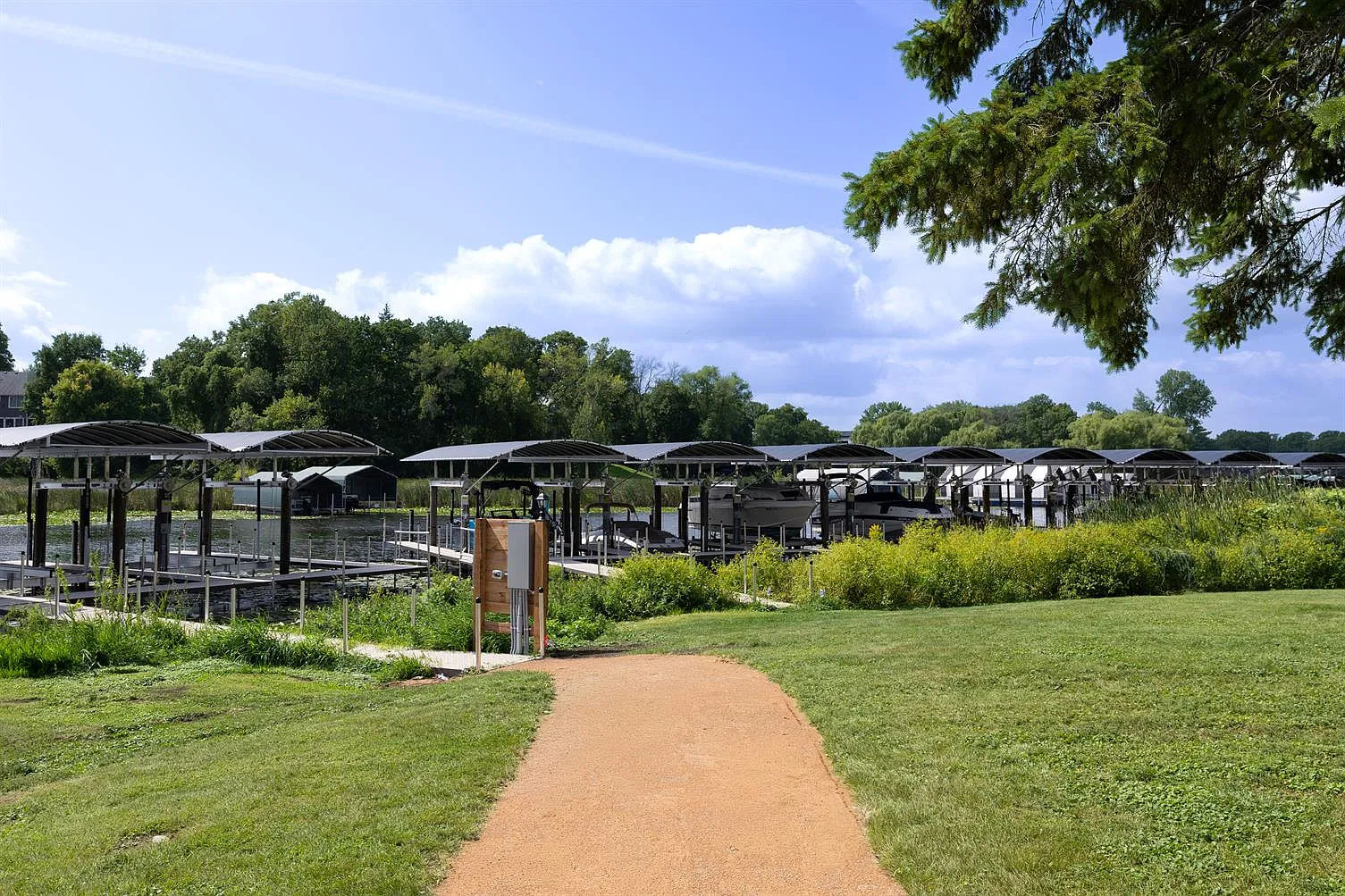 Dockside Apartments & Boat Slips - Lake Minnetonka — Photo 1