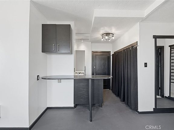 5th image of 315 W 3rd St Unit 410