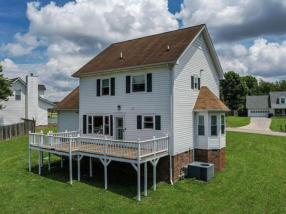 3rd image of 116 Cunningham Dr