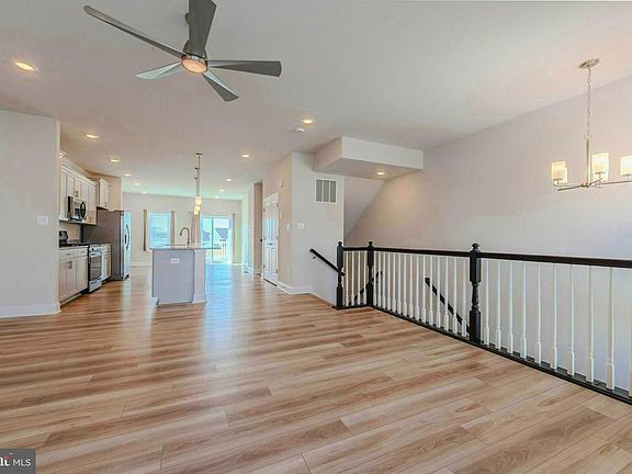 5th image of 35416 Wright Way