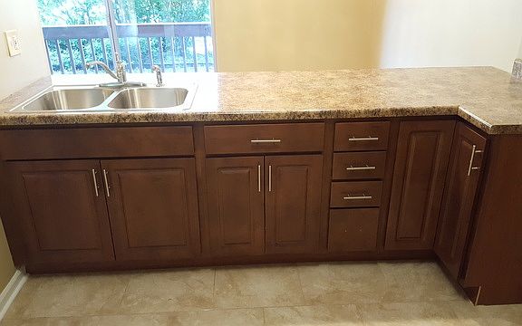 5th image of 511 S Minerva Ave #511