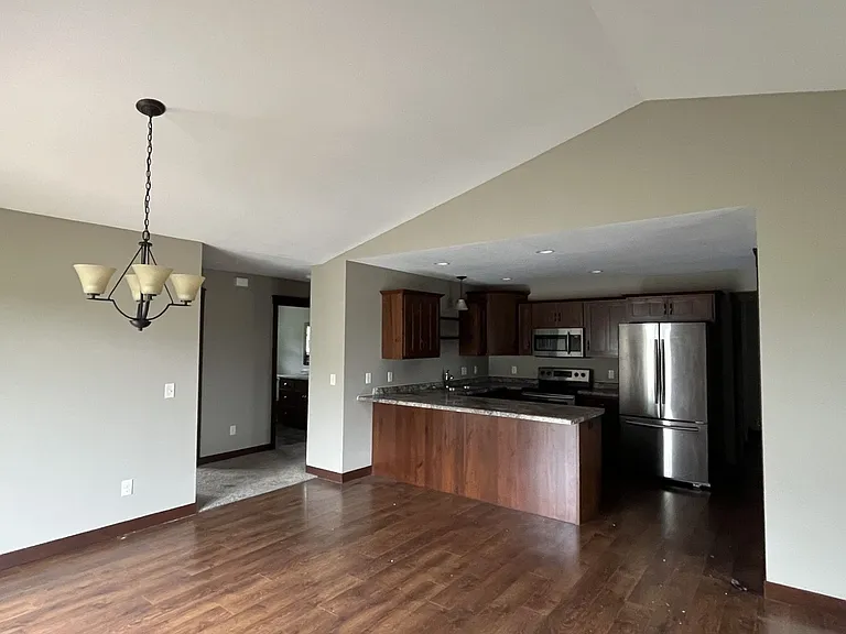 1326 Aspen Heights Dr — Photo 4