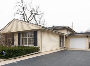 27 W Prairie Ave, Lombard, IL