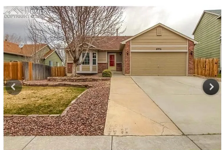 6976 Ketchum Dr — Photo 1