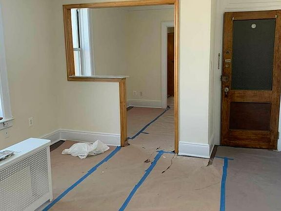 4th image of 25-95 45th St #3