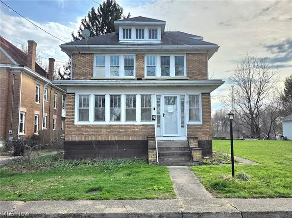 9 Camden Pl, Parkersburg, WV 26101