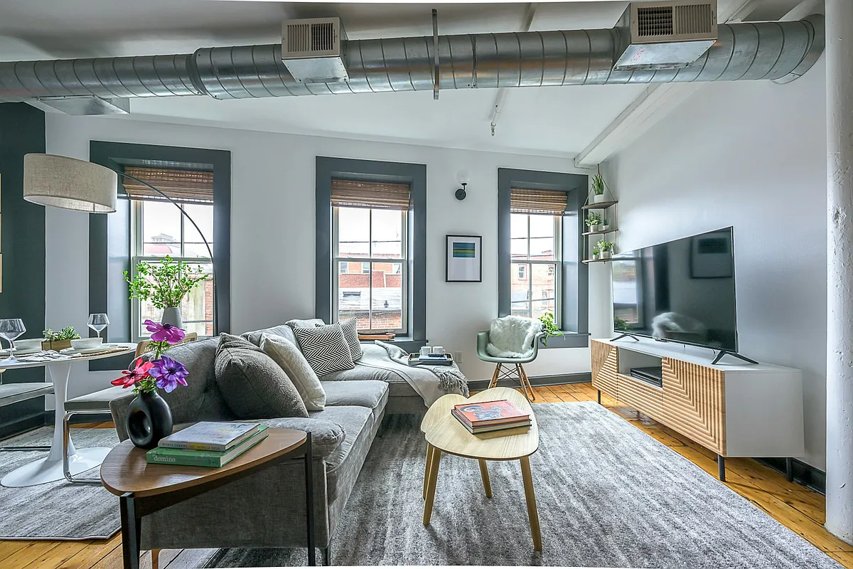 Building Photo - 172 River St #302