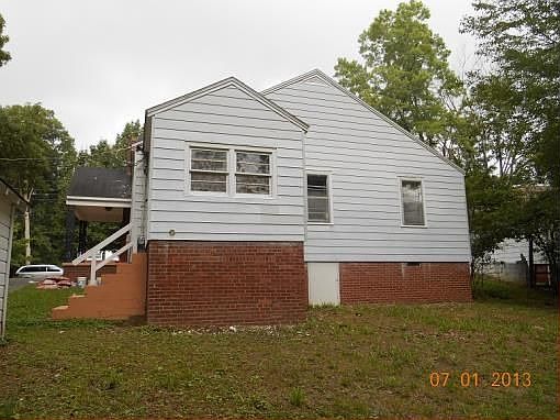 4th image of 198 Eastview Ave