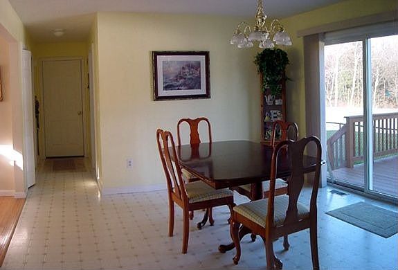Eat in Kitchen