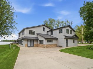 10857 Seminole Shore Dr, Huntsville, OH 43324