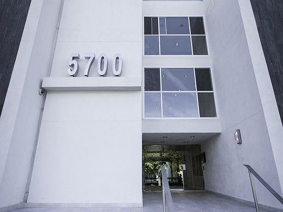 5700OLY_02