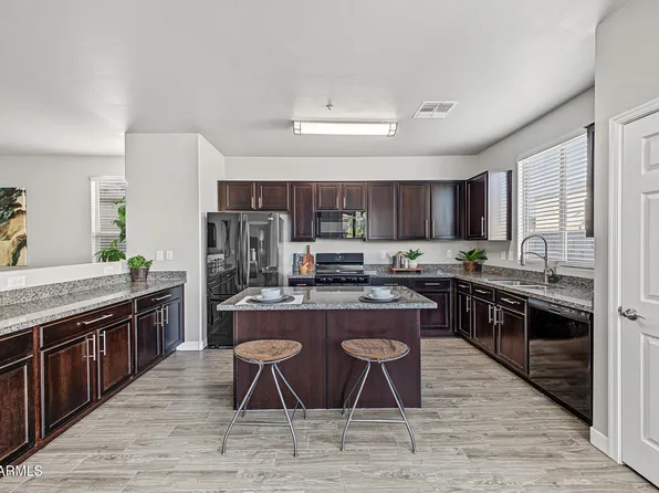 8868 W HOLLYWOOD Avenue, Peoria, AZ 85345