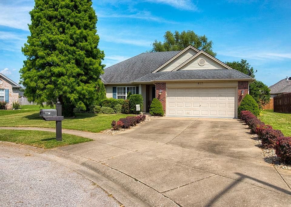 1st image of 417 Somerset Ct