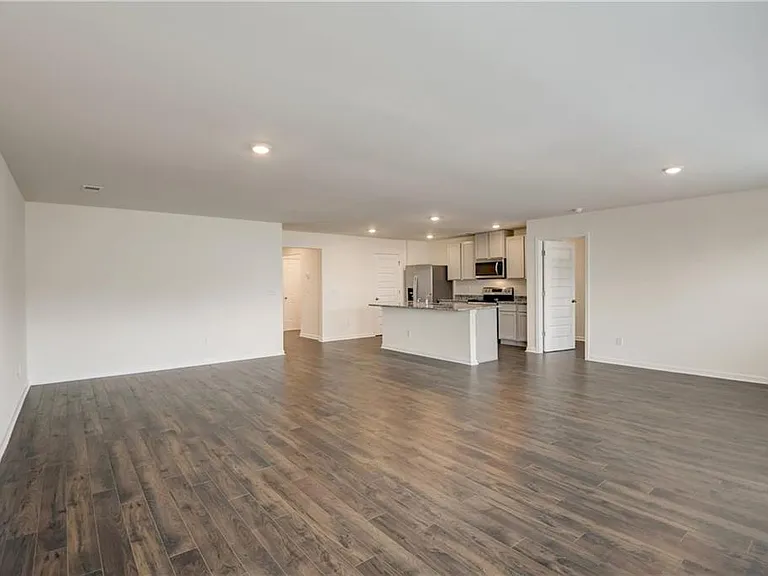 257 Bur Oak Bend Arch #1089433 — Photo 7