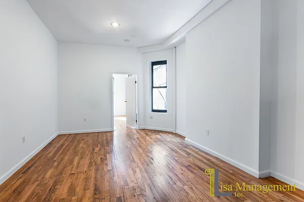 Rented by Lisa Management Inc | media 8