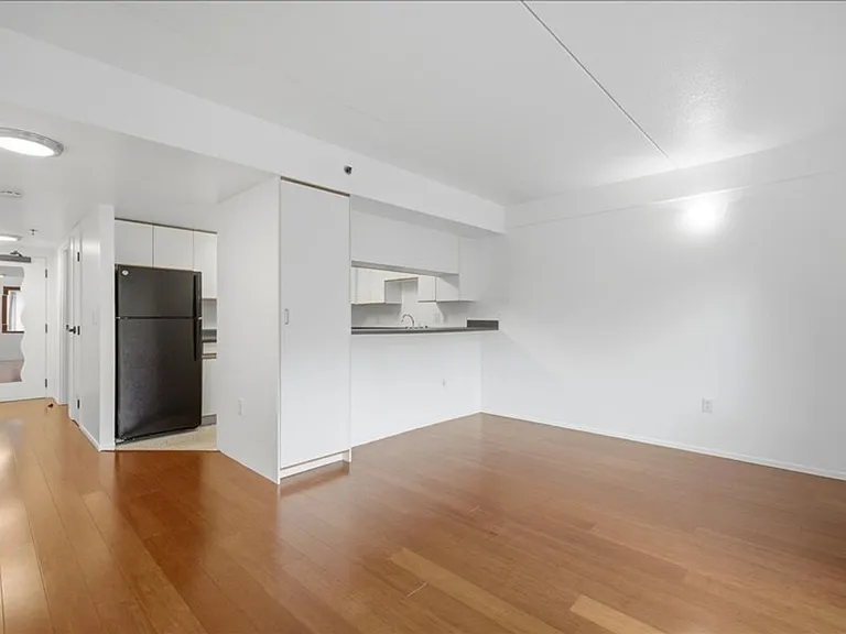 West Park Place — Photo 25