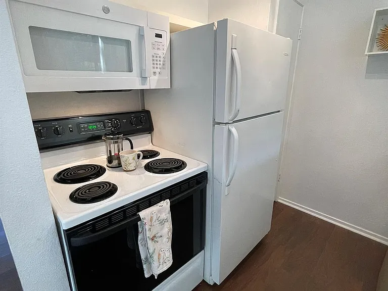 1514 Parker Ln #110 — Photo 13