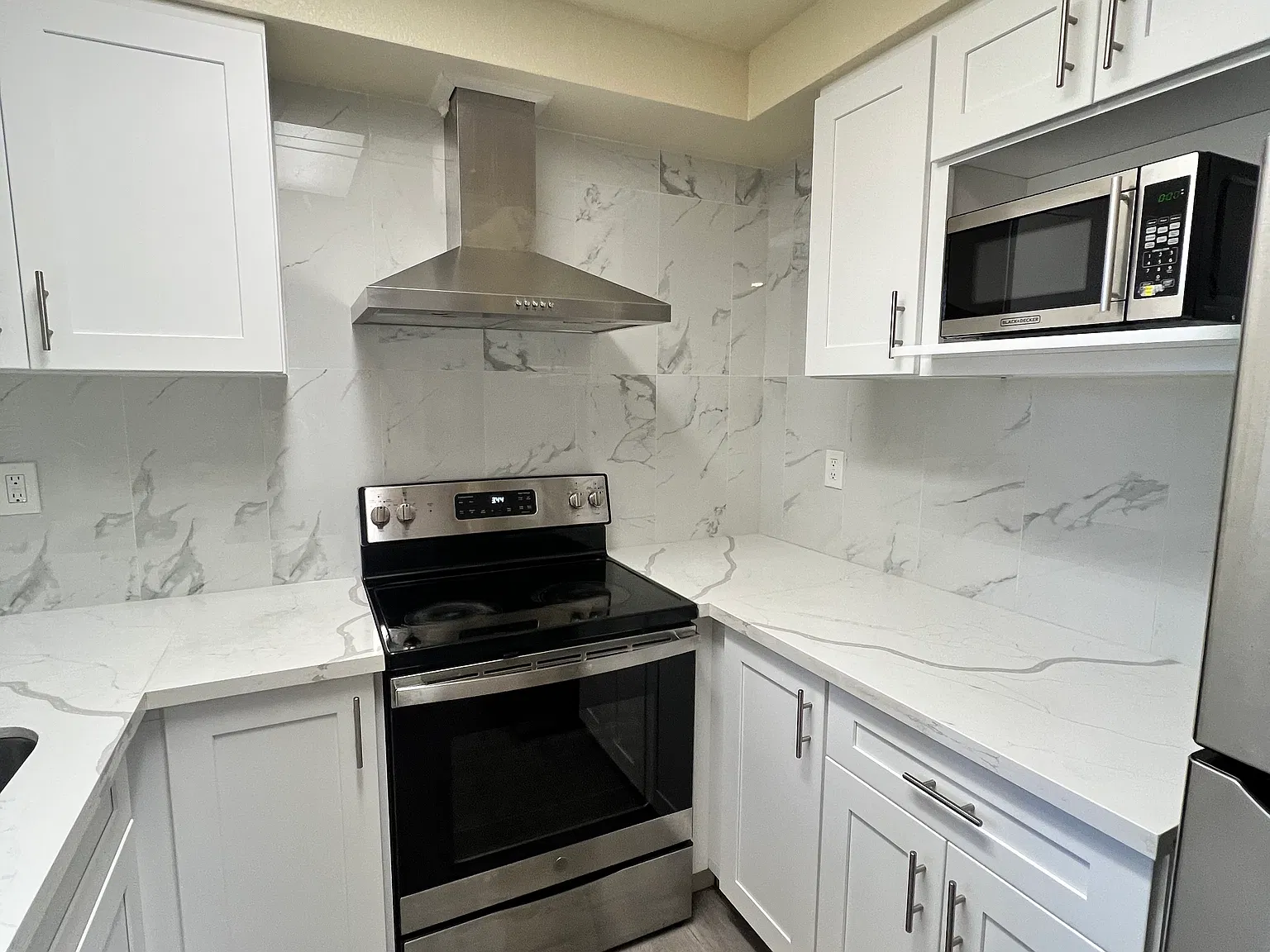 6236 Civic Terrace Ave — Photo 2