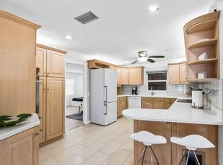 717 Heron Dr, Delray Beach, FL 33444