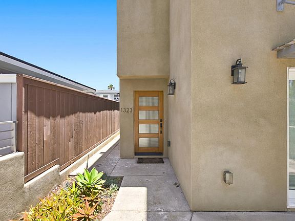 5th image of 1323 Felspar St