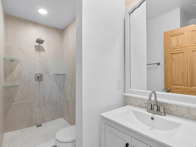 1709 Espinacitas St — Photo 10