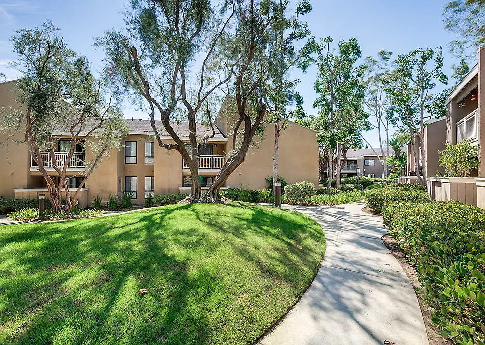 Pathways at Bixby Village