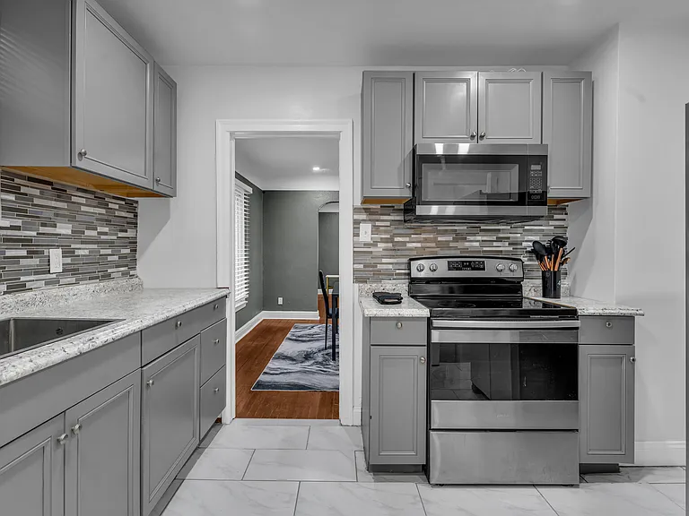 15010 Appoline St — Photo 5