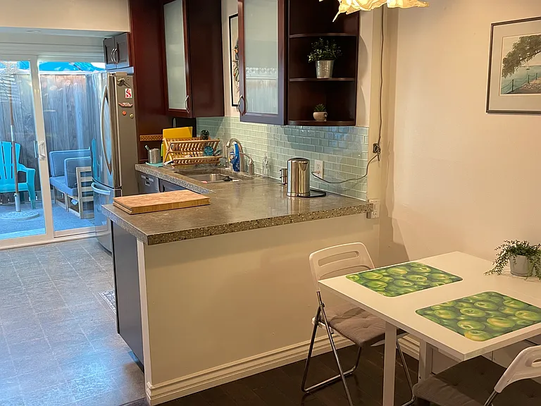 4040 Grand View Blvd — Photo 18