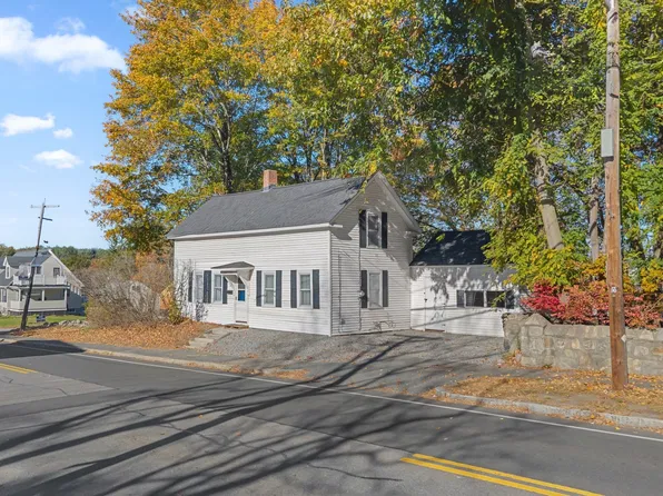 82 W Main St, Dudley, MA 01571