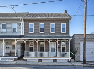 410 Walnut St, Denver, PA 17517