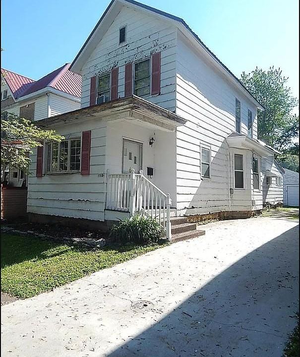 1st image of 1918 Timmonds Ave