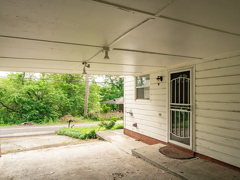 4901 Guild Trl — Photo 4