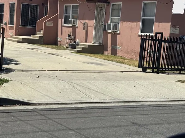 1111 Walnut Ave, Long Beach, CA 90813
