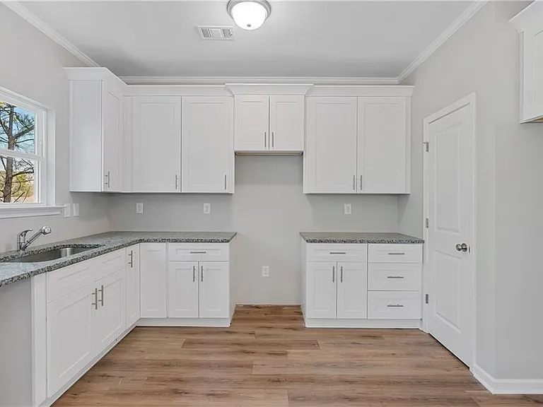 2832 Laurel Ridge Cir — Photo 12