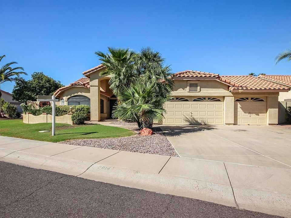 1st image of 3014 N Meadow Ln