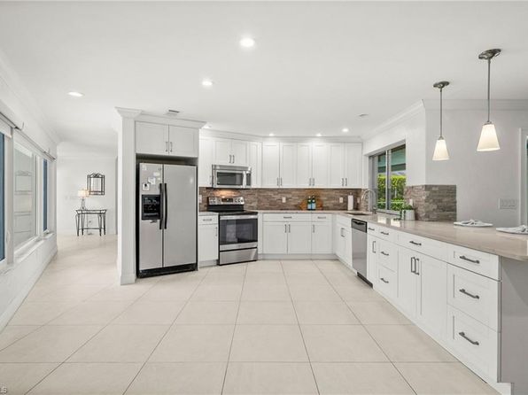 421 Palm River BLVD, NAPLES, FL 34110