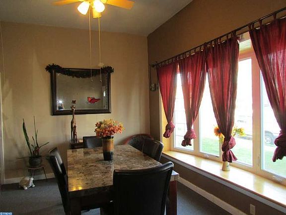 5th image of 8326 Summerdale Ave