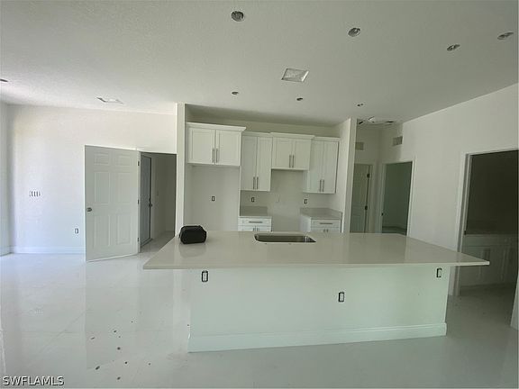 5th image of 3802 E 10th St