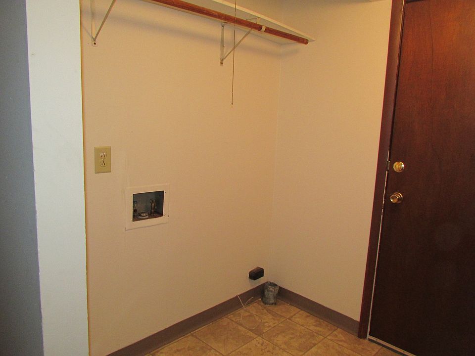 2nd image of 1866 Bairsford Dr