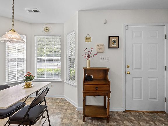 2nd image of 330 Standish Dr