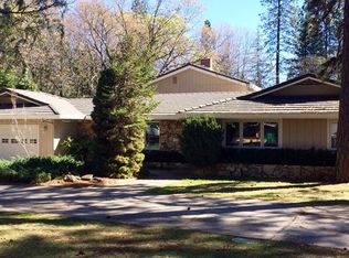 12675 Robinhood Dr, Grass Valley, CA 95949