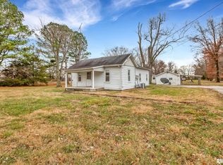 8446 E Park Street Rd, Du Quoin, IL 62832