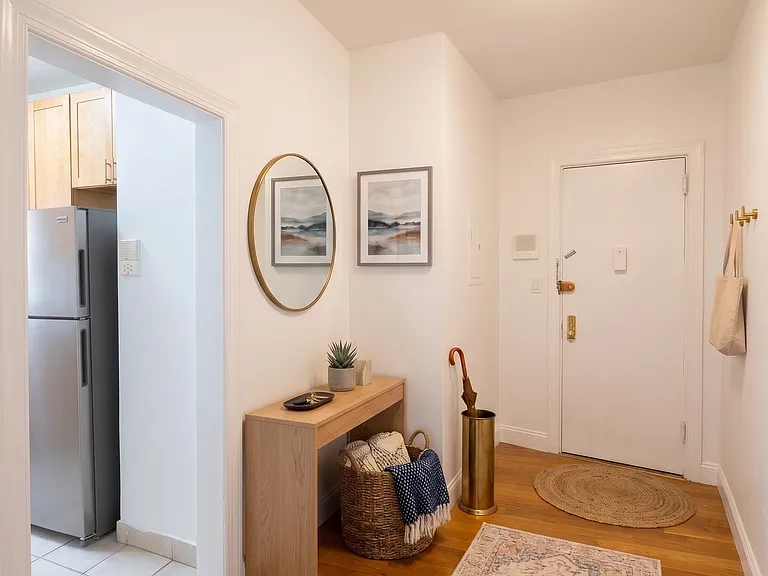 105 Haven Ave #2E — Photo 7