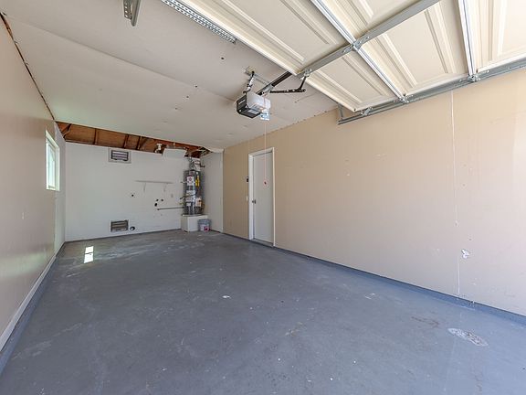 5th image of 6752-6770 Solita Ave