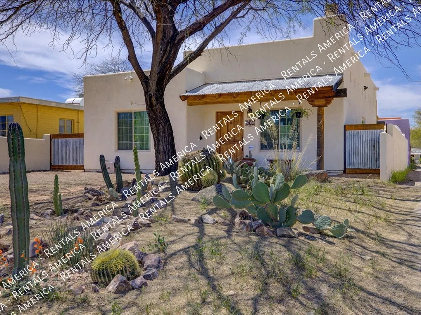 In the heart of Tucson's Barrio — Photo 3