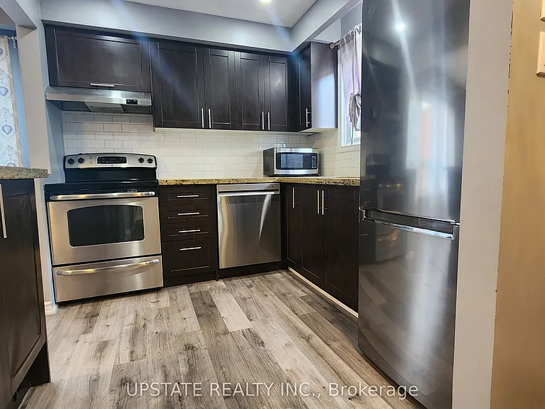 217 Kingswood Dr — Photo 8