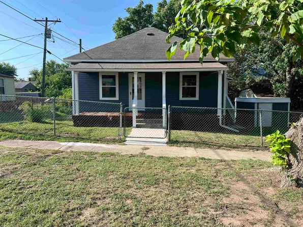 211 W Jefferson Ave, Arkansas City, KS 67005