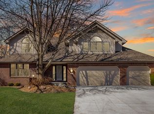 105 S 31st St, West Des Moines, IA 50265