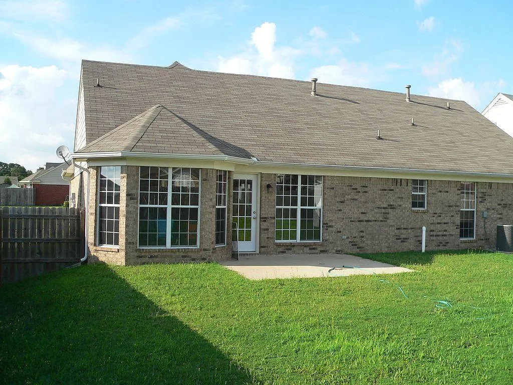 2765 Rutherford Drive — Photo 3